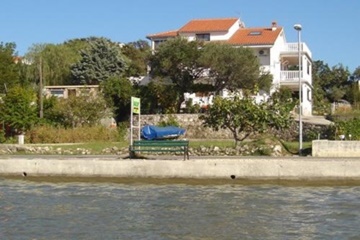 Alf Apartmanok Rab